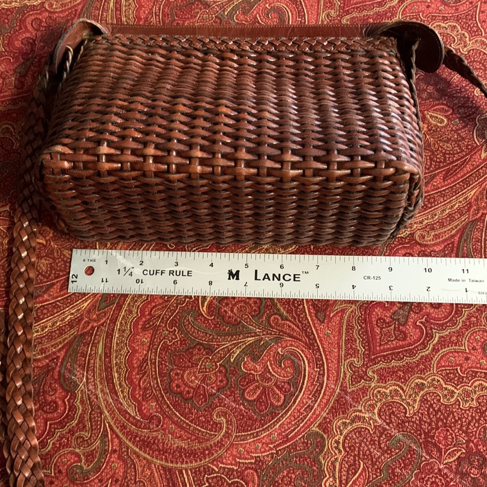 vtg Beautiful Woven leather CEN bag - Picture 9 of 12